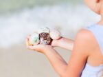 girl shelling